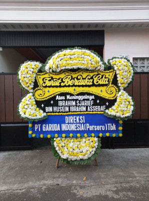 Papan Bunga Duka di Naku